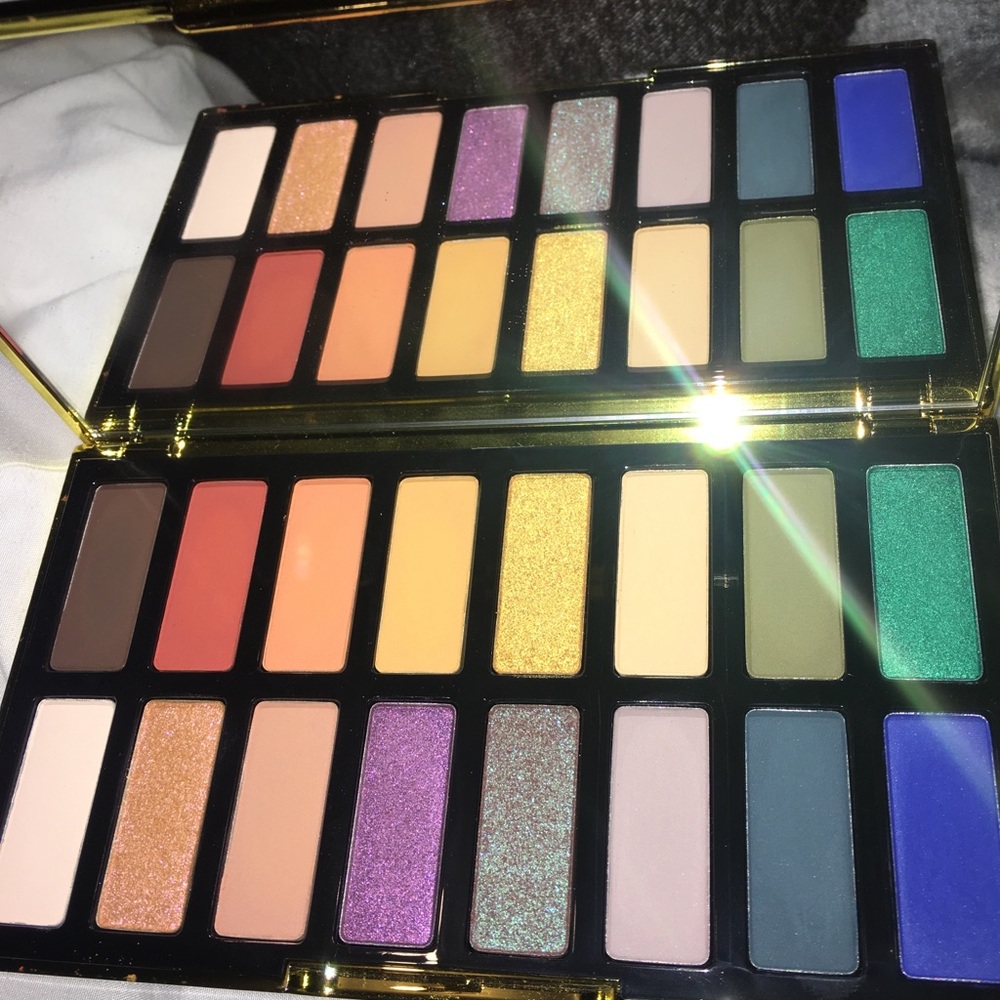 Katvon D anniversary pallete